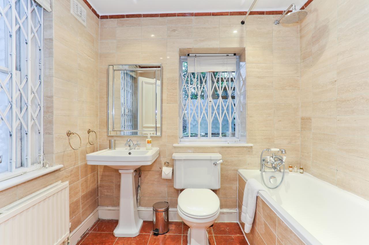 A Home To Rent - Chelsea Apartment London Exterior photo
